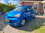Toyota Aygo 1.0 12V Vvt-i 5DRS 2010 Blauw, Auto's, Toyota, Voorwielaandrijving, 68 pk, Origineel Nederlands, Handgeschakeld