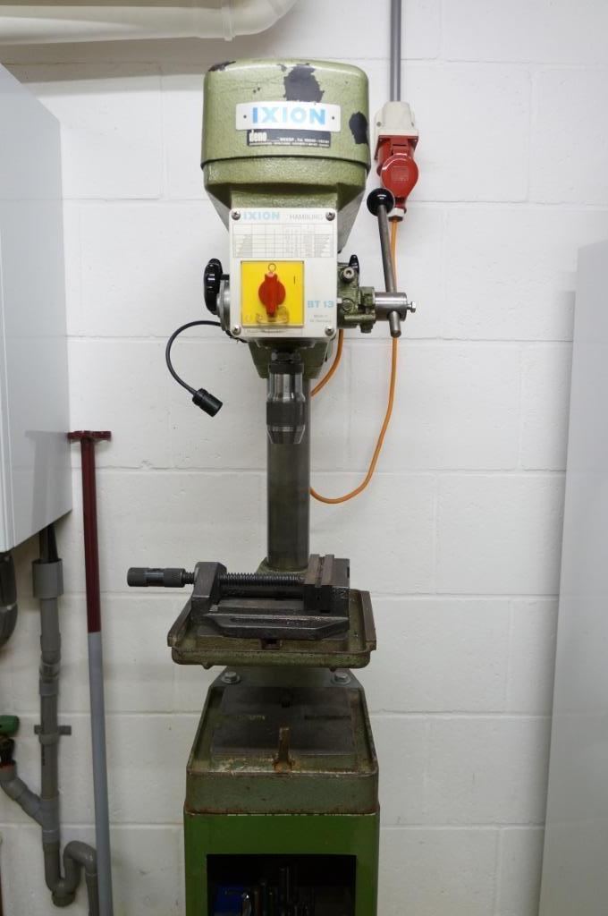 boormachine IXON BT13, Doe-het-zelf en Verbouw, Gereedschap | Boormachines, Gebruikt, Boormachine, 400 tot 600 watt, Variabele snelheid
