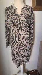 SUPER TRENDY en LEUK jurkje met tijgerpint mt. M/L - nieuw, Maat 38/40 (M), Beige, Nieuw, Ophalen of Verzenden