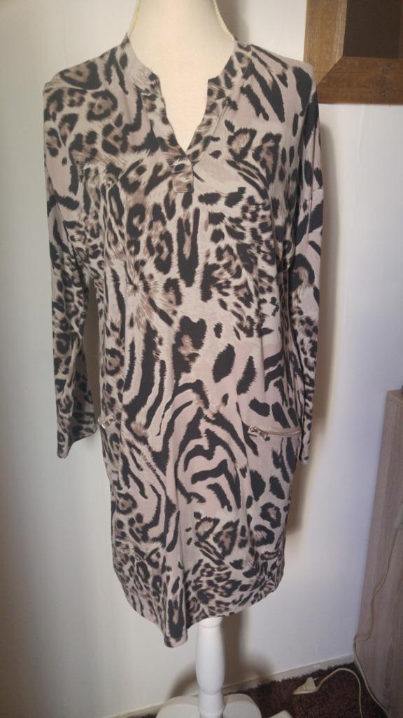 SUPER TRENDY en LEUK jurkje met tijgerpint mt. M/L - nieuw, Kleding | Dames, Jurken, Nieuw, Maat 38/40 (M), Beige, Onder de knie