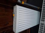 Radiator Henrad Premium 8 T22, middenaansluiting, Ophalen, Radiator, Minder dan 60 cm, Zo goed als nieuw