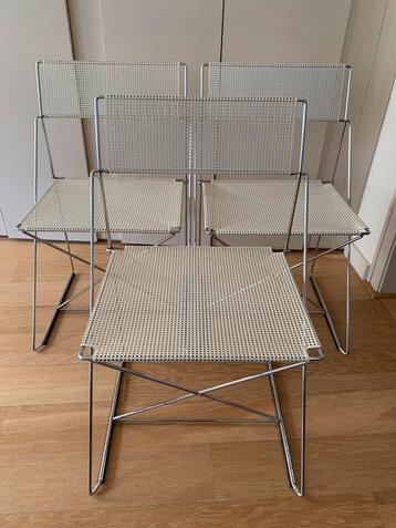 X-Line stoelen van Niels Jorgen Haugesen voor Magis, 3 stuks beschikbaar voor biedingen