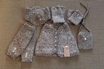 Handgebreide wollen set kleding, Kleding | Dames, Ophalen of Verzenden, Nieuw, Maat 36 (S), Sjaal