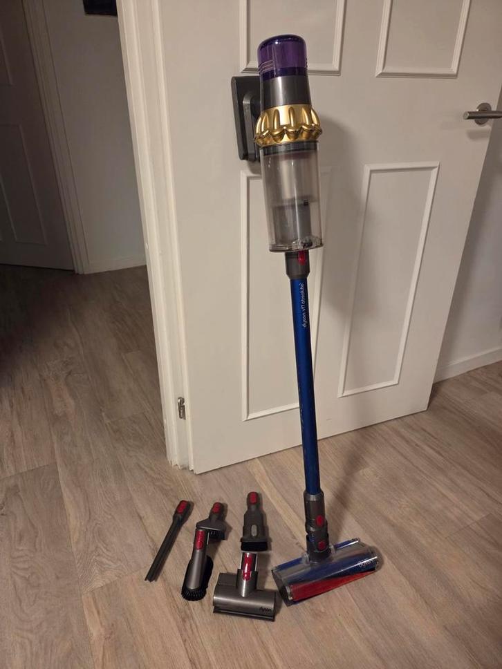 Dyson V11 Absolute Steelstofzuiger - defect, Witgoed en Apparatuur, Stofzuigers, Niet werkend, Stofzuiger, 1600 tot 2000 watt