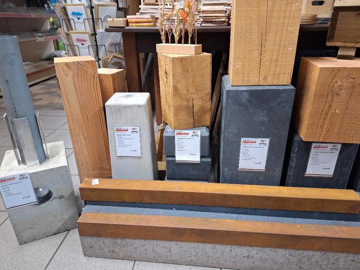 Beton poeren en hardstenen sokkels, Tuin en Terras, Palen, Balken en Planken, Nieuw, Overige typen, Minder dan 180 cm, Ophalen