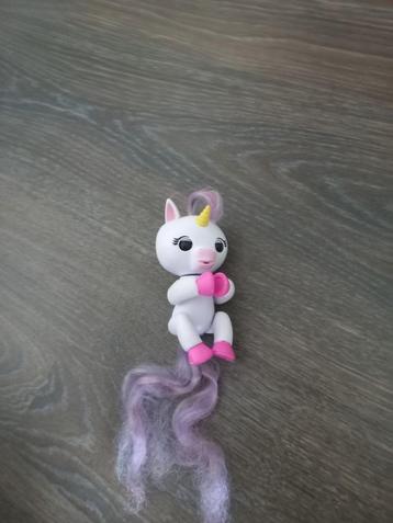  speelgoed fingerling unicorn gigi