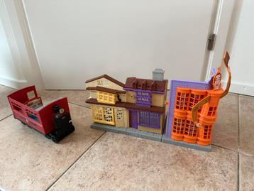 Harry Potter Magical Minis wegisweg trein plastic speelgoed beschikbaar voor biedingen