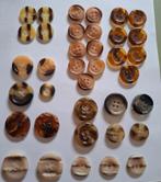 16 Zweedse knopen. 37 karamelkleurige geïmiteerd hoorn, Ophalen of Verzenden, Knoop of Knopen