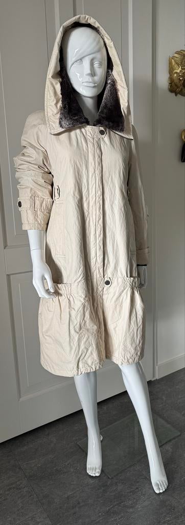Creenstone winterjas mt 38/40, Kleding | Dames, Jassen | Winter, Ophalen of Verzenden, Zo goed als nieuw, Maat 38/40 (M), Beige