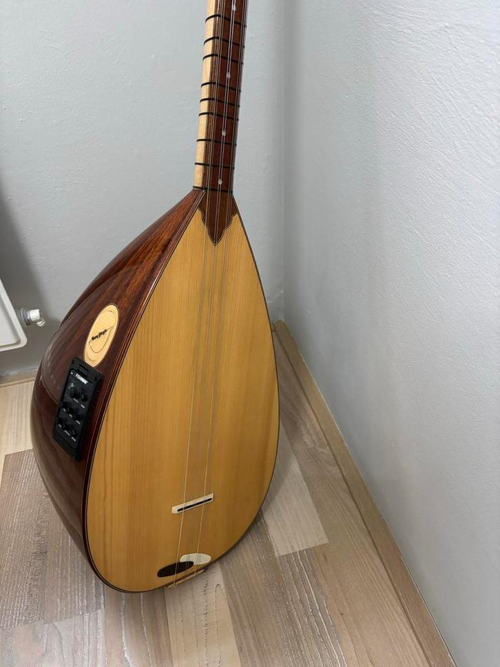 Professionele Baglama - Handgemaakt Istanbul, Muziek en Instrumenten, Snaarinstrumenten | Overige, Zo goed als nieuw, Luit, Saz of Bouzouki