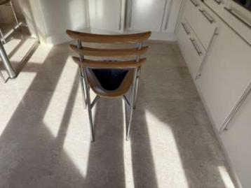 4 Eckstein stoelen beschikbaar voor biedingen