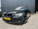 BMW 3-serie Touring 330i Individual '08 Aut/Leer/Panodak/19', Automaat, 745 kg, Achterwielaandrijving, Gebruikt