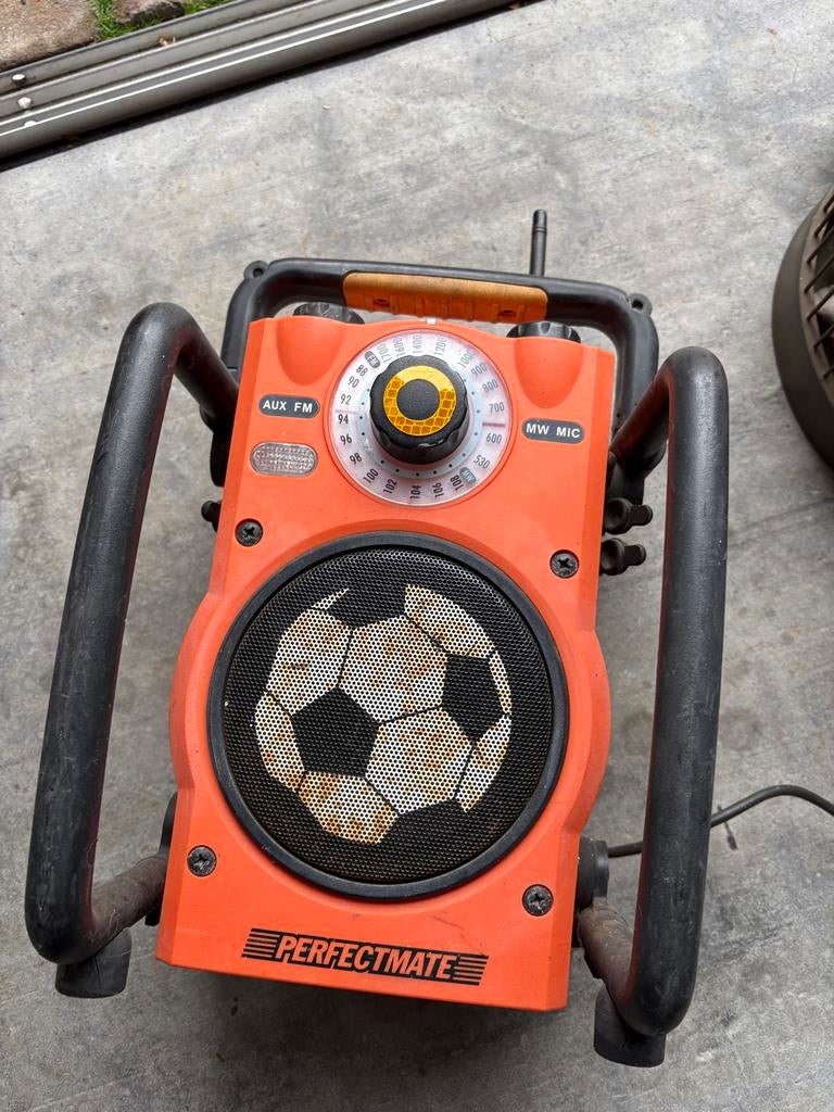 Perfectmate Bouwradio - Robuust en Functioneel, Ophalen, Gebruikt, Bouwradio