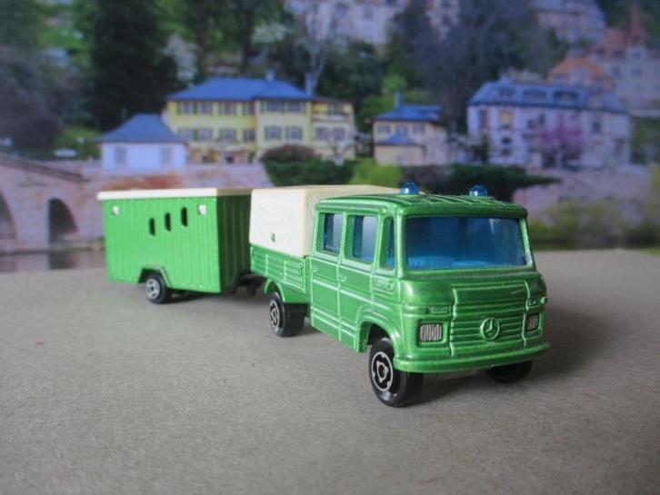 1:70 Mercedes Benz 608 D DoKa met schaftkeet Mint Conditie, Hobby en Vrije tijd, Modelauto's | Overige schalen, Zo goed als nieuw