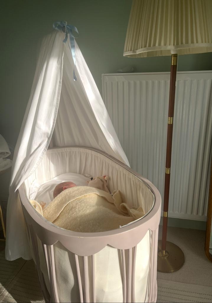 Wieg vintage hemeltje accessoires ledikant wiegje, Kinderen en Baby's, Babywiegjes en Ledikanten, Gebruikt, Wieg, Ophalen