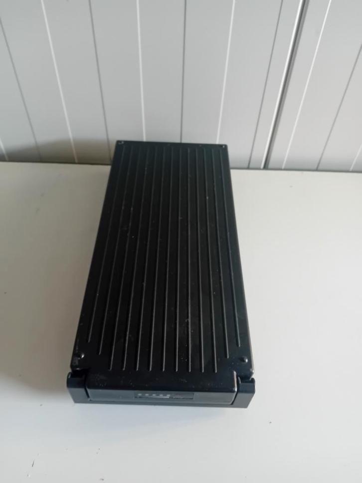 Defecte fiets accu Sparta E-motion 24volt, Fietsen en Brommers, Fietsaccessoires | Fietsaccu's, Gebruikt, Ophalen of Verzenden