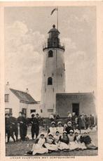 Urk, Urker Vuurtoren met dorpsbewoners. 4757, Verzamelen, Verzenden, 1920 tot 1940, Gelopen, Overijssel