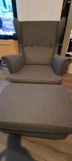 Zo goed als nieuw fauteuil met voetenbank van ikea., Huis en Inrichting, Stoelen, Ophalen, Zo goed als nieuw, Eén