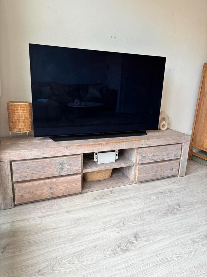 Robuust houten TV meubel 180x40, Huis en Inrichting, Kasten | Televisiemeubels, Gebruikt, Minder dan 100 cm, 150 tot 200 cm, 25 tot 50 cm