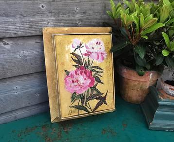 Brocante opbergdoos met handgeschilderde pioenroos Miekje's  beschikbaar voor biedingen