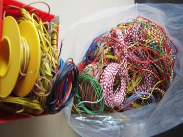 Kabel 1 kg voor modeltrein märklin Roco Piko enz. beschikbaar voor biedingen