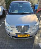 Lancia Ypsilon 1.4 16V 2008 Grijs  zuinig in zijn brandstof, Voorwielaandrijving, 15 km/l, Regensensor, Overige kleuren