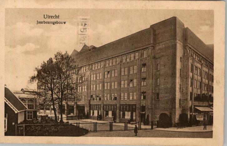 Utrecht Jaarbeursgebouw  Vredenburg st 1924, Verzamelen, Ansichtkaarten | Nederland, Gelopen, Utrecht, 1920 tot 1940, Verzenden