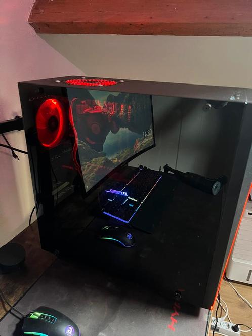 Desktop (Gaming) PC met GRATIS Gaming toetsenboard & Muis, Computers en Software, Desktop Pc's, Zo goed als nieuw, 3 tot 4 Ghz