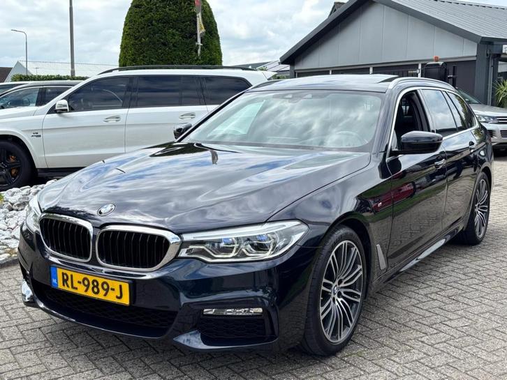Bmw 5-serie Touring 520D M-Pakket 2018 NL Auto, Auto's, BMW, Bedrijf, 5-Serie, ABS, Adaptieve lichten, Airbags, Airconditioning