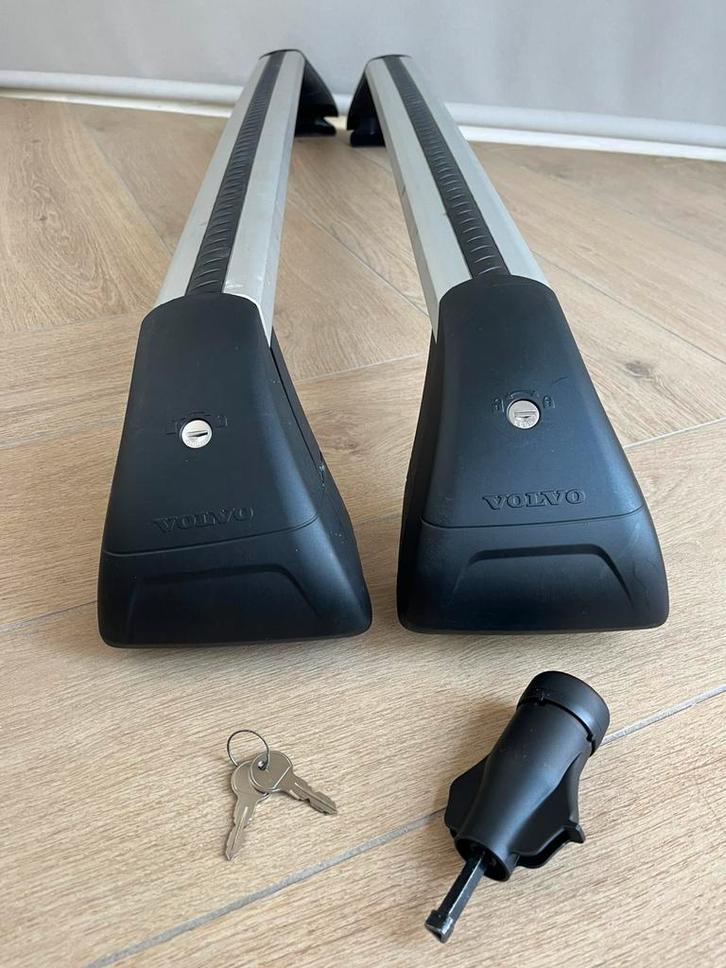 Originele Volvo V40 Dakdragers model 2012 - 2019, Auto diversen, Dakdragers, Zo goed als nieuw, Ophalen