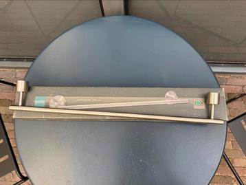 Handdoek railing beschikbaar voor biedingen