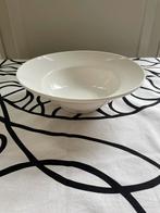Mooie ronde pasta borden, wit porselein., Huis en Inrichting, Keuken | Servies, Nieuw, Ophalen of Verzenden, Bord(en), Effen