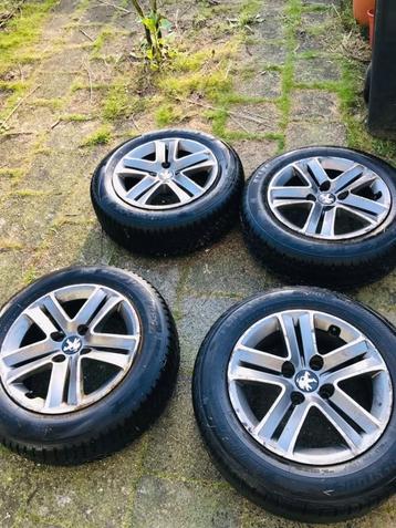 Peugeot Banden beschikbaar voor biedingen