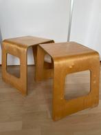 Ikea Benjamin beuken vintage kruk/tafeltje, 2 stuks, Huis en Inrichting, Krukjes, Ophalen of Verzenden, Gebruikt, Hout