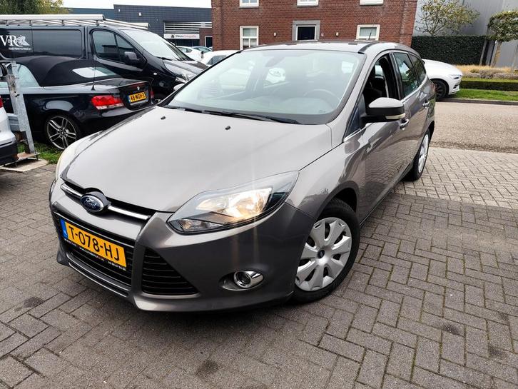 Ford Focus 1.0 Ecoboost Wagon 2013 nieuwe distributieriem, Auto's, Ford, Bedrijf, Focus, ABS, Airbags, Airconditioning, Bluetooth
