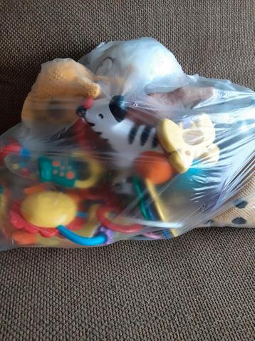 Babyspeelgoed pakket beschikbaar voor biedingen