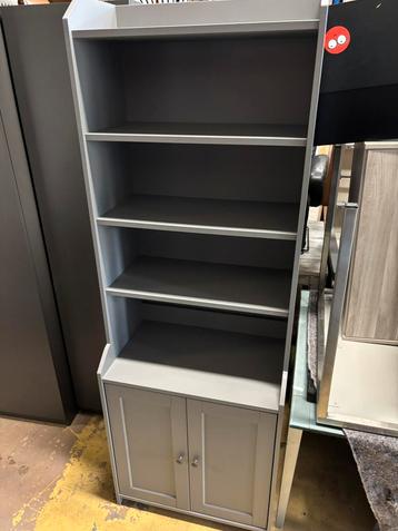 Zgan Ikea boekenkast/wandkast - 70x45x200H