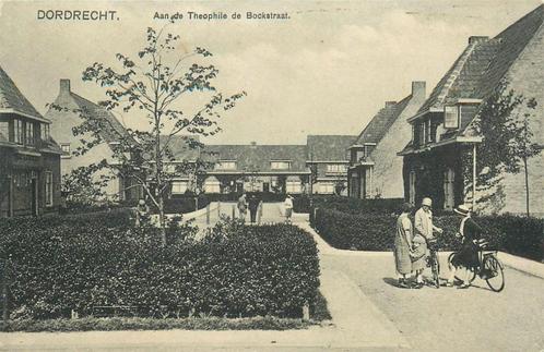(701-072-041) Dordrecht Theophile de Bockstraat, Verzamelen, Ansichtkaarten | Nederland, Zuid-Holland, Verzenden