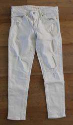 Witte spijkerbroek van Levi's 711 maat 27, Kleding | Dames, Wit, Ophalen of Verzenden, Zo goed als nieuw, W27 (confectie 34) of kleiner