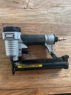 Kinzo Pneumatische Tacker Nietmachine + Nietjes, Ophalen of Verzenden, Gebruikt