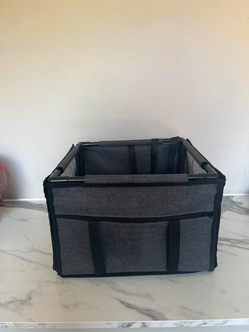 Hondenautostoel 39x39 cm beschikbaar voor biedingen