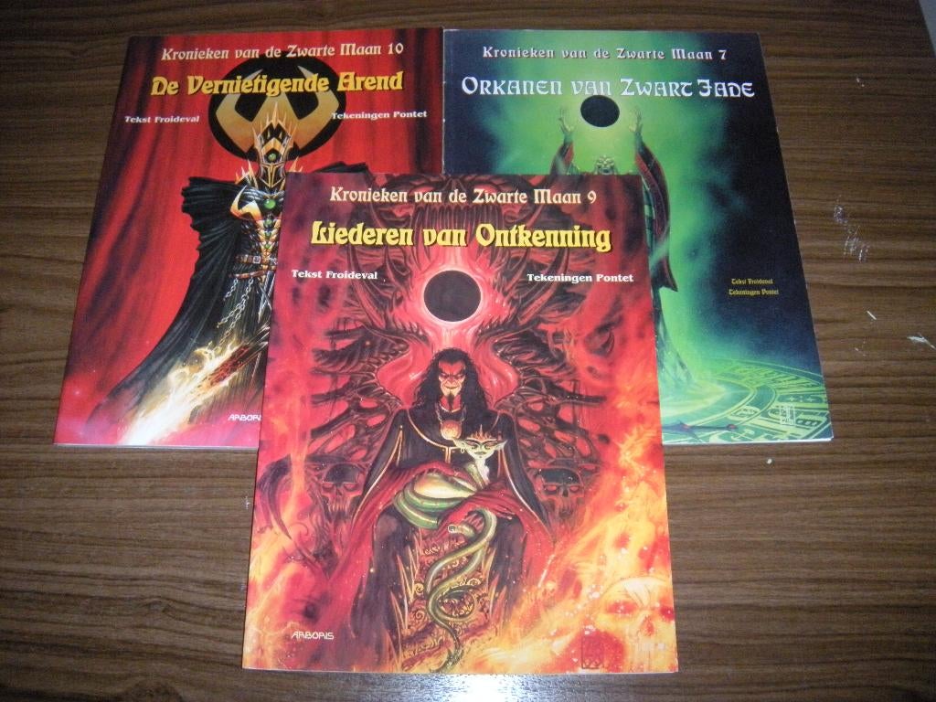 Kronieken van de Zwarte Maan 3 delen SC, Boeken, Meerdere stripboeken, Ophalen of Verzenden, Zo goed als nieuw