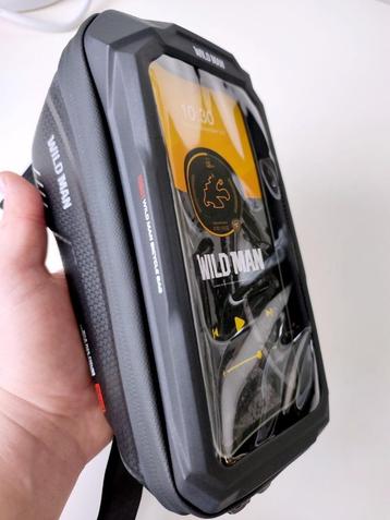Smartphone 6.8" houder fietstas WILD MAN – waterafstotend beschikbaar voor biedingen