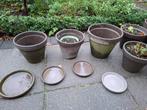 Set tuinpotten en borden 15 euro ophalen te Sittard, Tuin en Terras, Rond, Ophalen of Verzenden, Aardewerk, Minder dan 40 cm