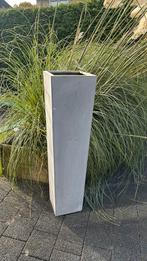 Mooie grijze bloembak, Ophalen of Verzenden, Zo goed als nieuw, Rond