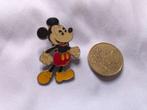 Disney standing classic pie-eyed Mickey Mouse vintage pin, Ophalen of Verzenden, Zo goed als nieuw, Figuurtje, Speldje of Pin