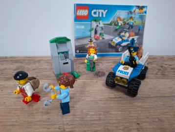 Lego City, Politie starterset 60136 beschikbaar voor biedingen