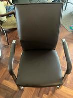 Hjh office, 4 bruin lederen stoelen met metalen frame, Ophalen of Verzenden, Gebruikt, Bruin, Bureaustoel