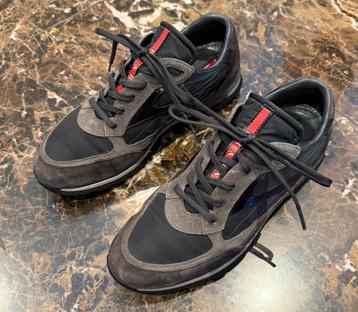 Prada Vintage Sneakers maat 38 beschikbaar voor biedingen