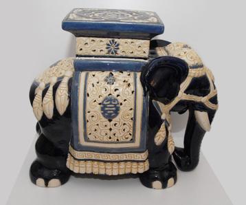 Grote blauw met crèmekleurige olifant keramiek Vietnam China